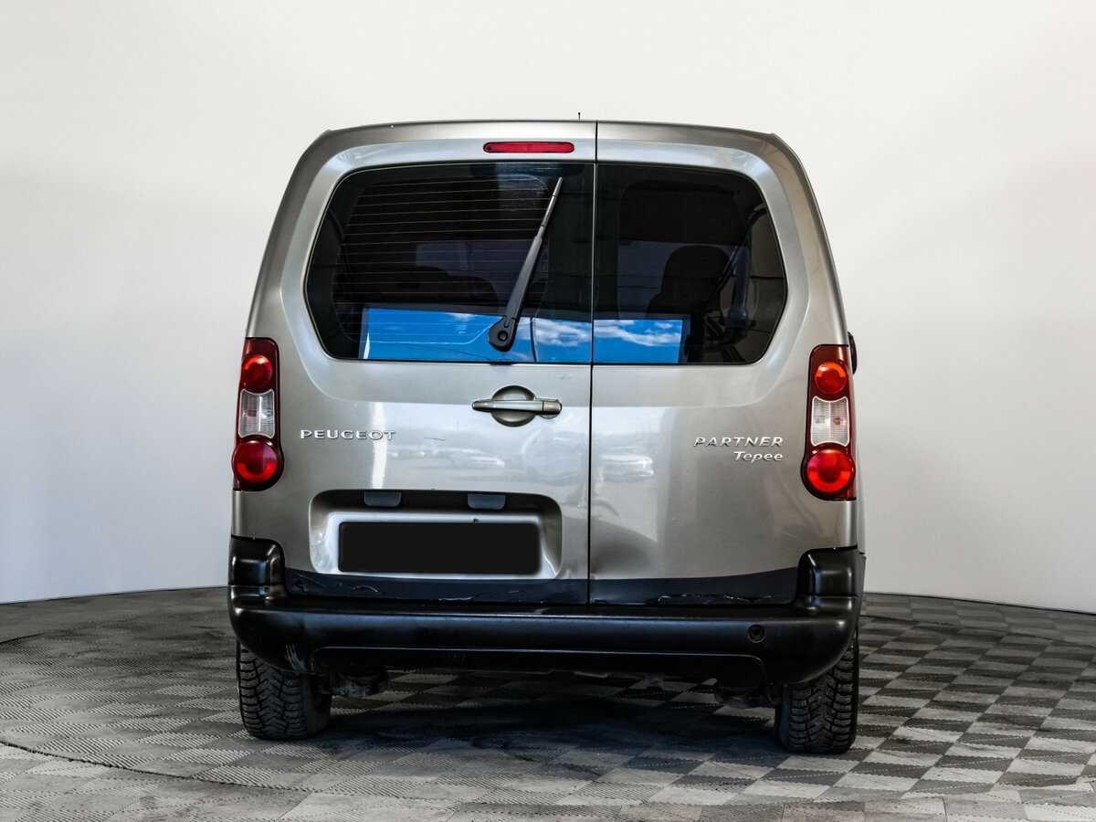 Peugeot Partner с пробегом — 2012 год. Фото: #4