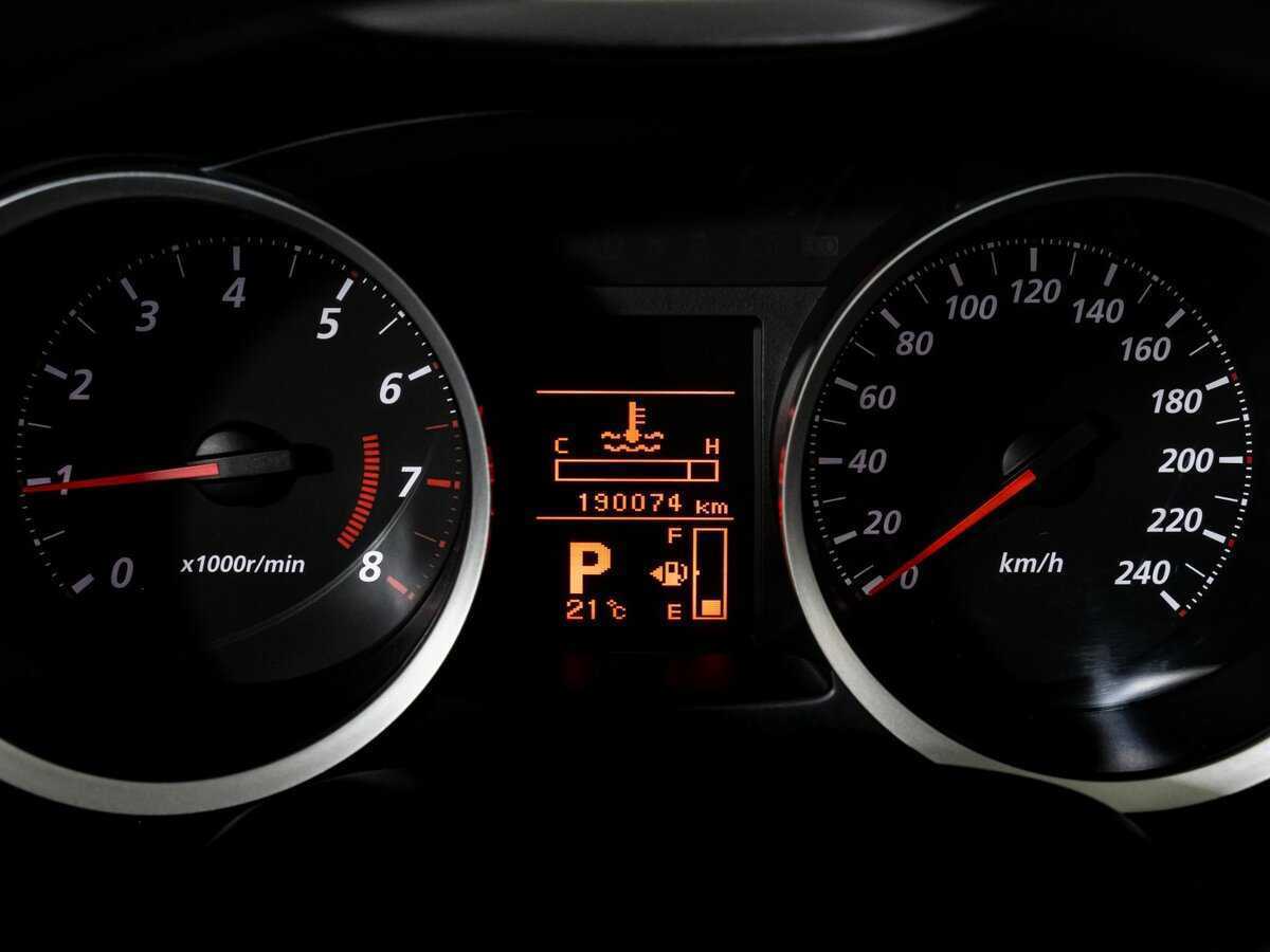 Mitsubishi Lancer с пробегом — 2010 год. Фото: #12