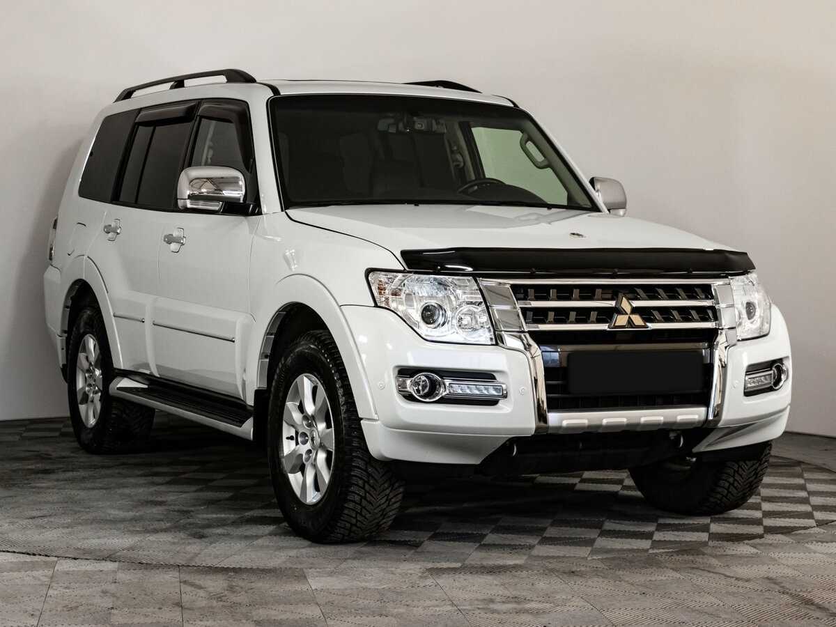 Mitsubishi Pajero с пробегом — 2021 год. Фото: #2