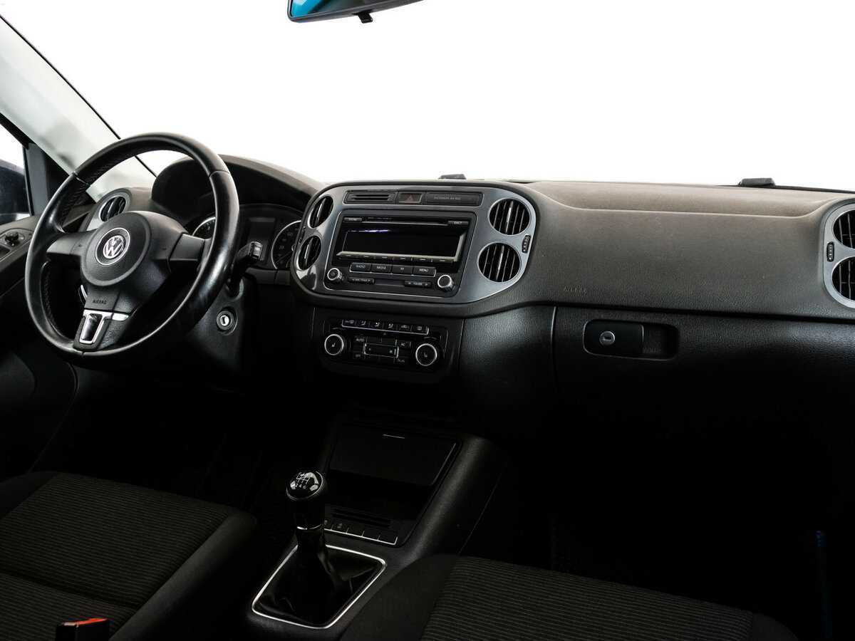 Volkswagen Tiguan с пробегом — 2011 год. Фото: #7