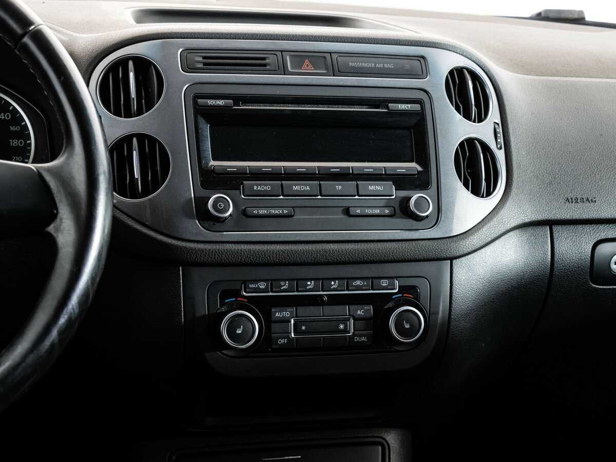 Volkswagen Tiguan с пробегом — 2011 год. Фото: #11
