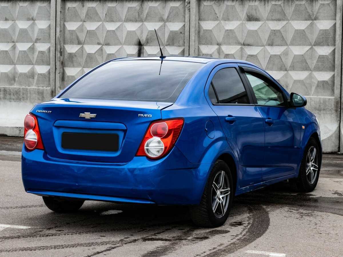 Chevrolet Aveo с пробегом — 2013 год. Фото: #3