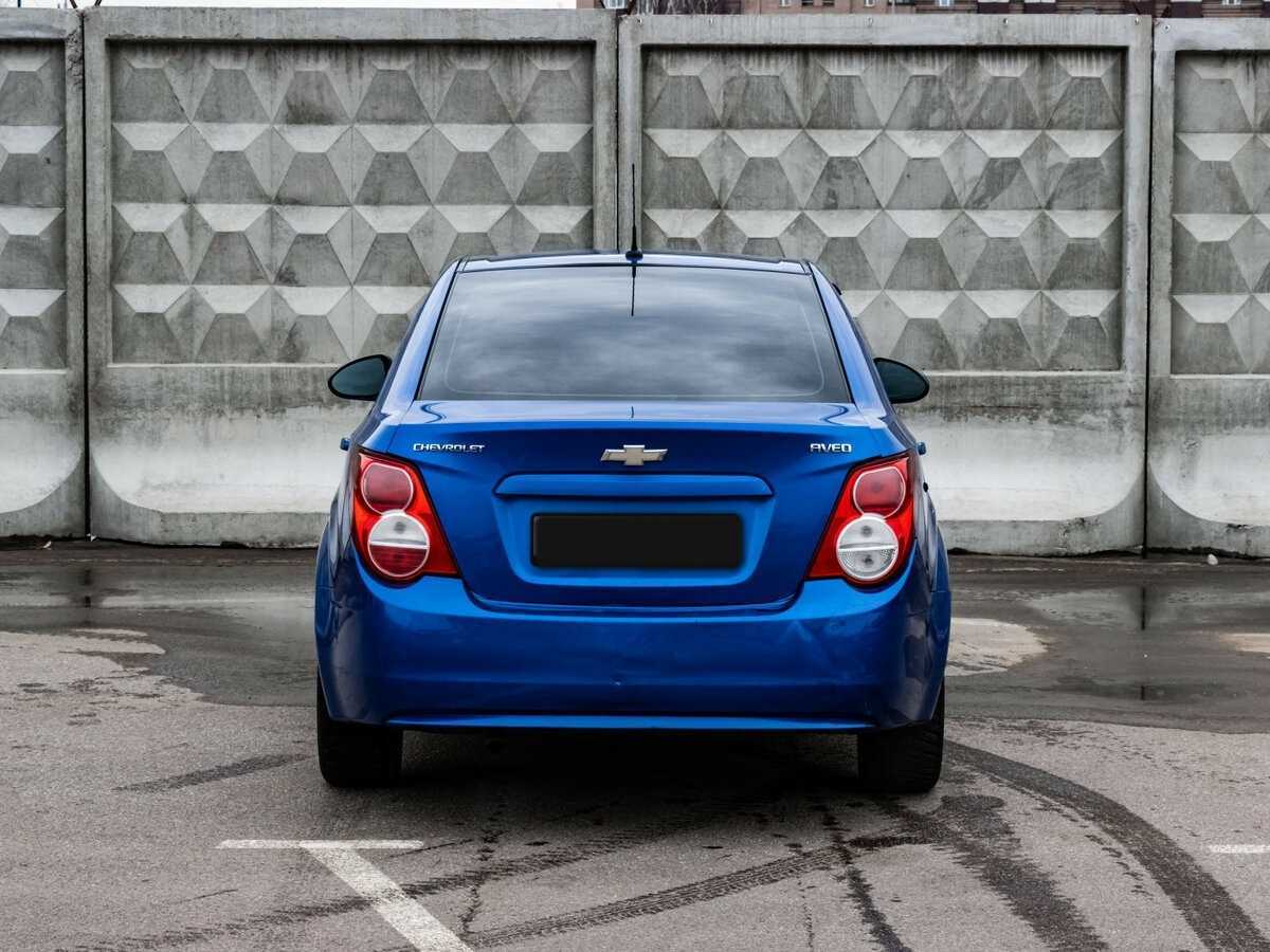 Chevrolet Aveo с пробегом — 2013 год. Фото: #4