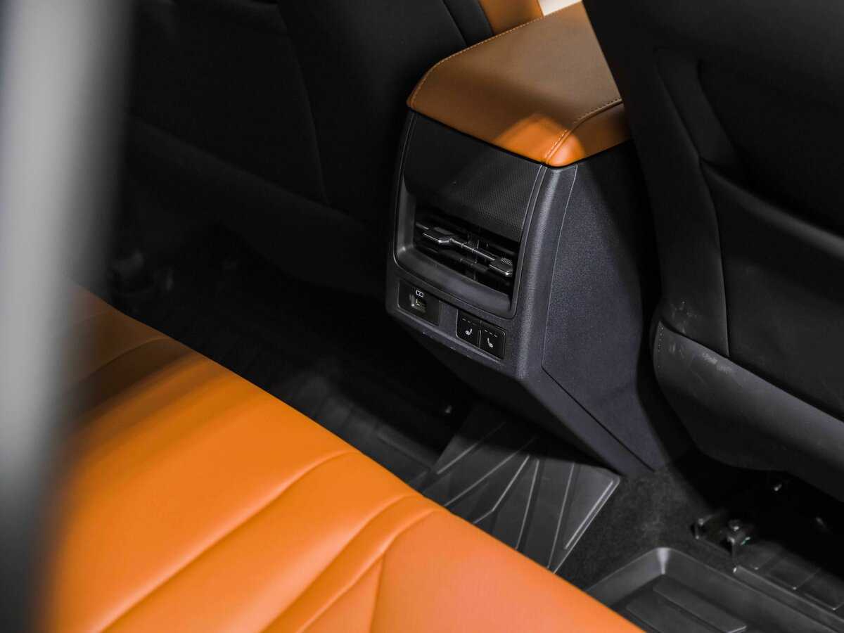 OMODA C5 с пробегом — 2024 год. Фото: #18