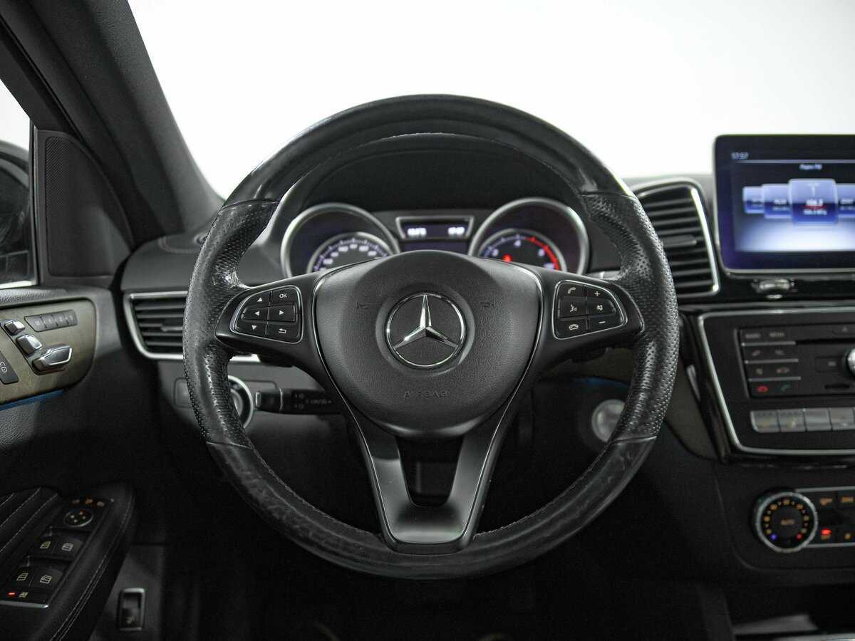 Mercedes-Benz GLE Coupe с пробегом — 2018 год. Фото: #9