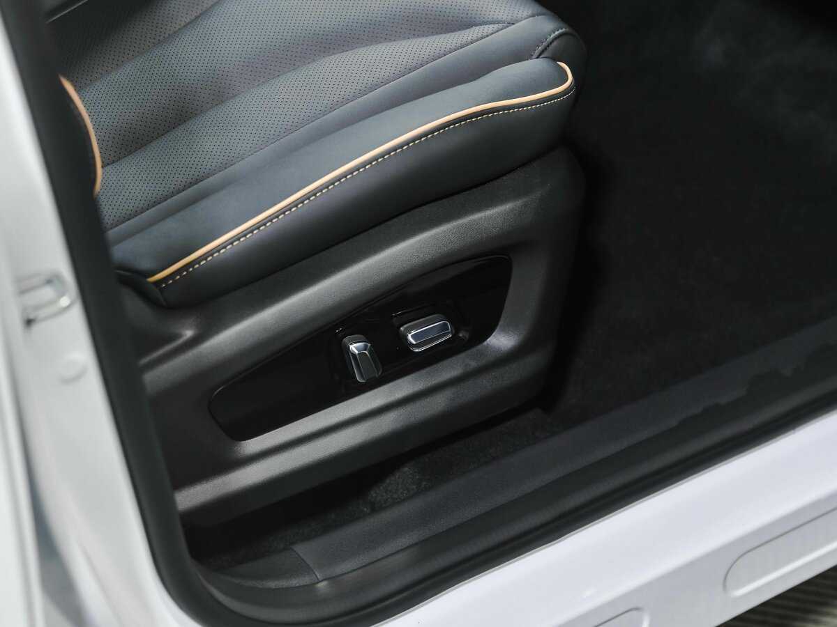 OMODA C5 с пробегом — 2024 год. Фото: #18