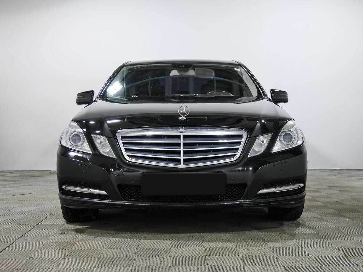 Mercedes-Benz E-Класс с пробегом — 2011 год. Фото: #1