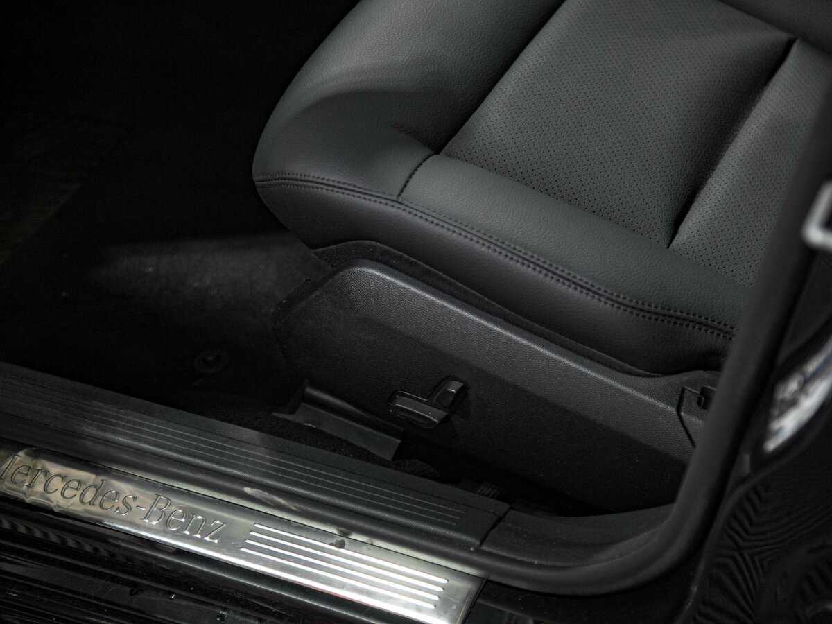 Mercedes-Benz E-Класс с пробегом — 2011 год. Фото: #12