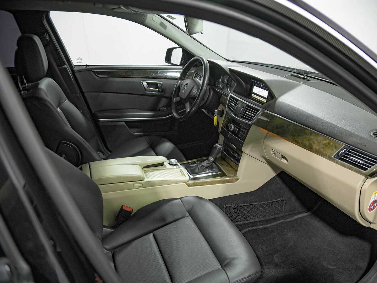 Mercedes-Benz E-Класс с пробегом — 2011 год. Фото: #14