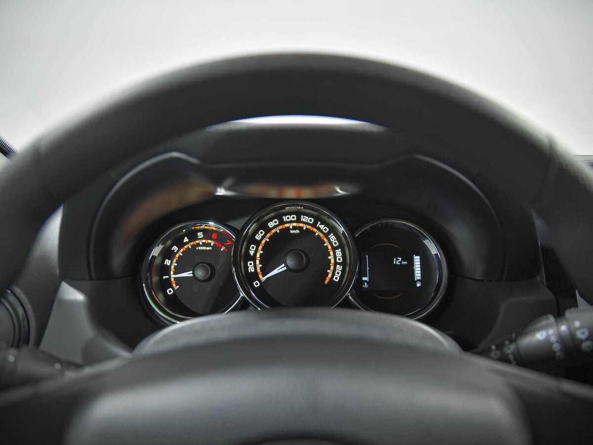 Lada (ВАЗ) Largus с пробегом — 2024 год. Фото: #5