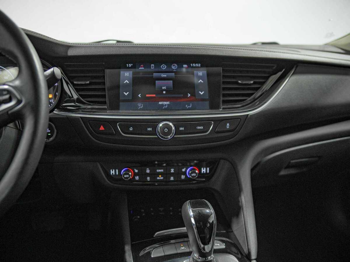 Opel Insignia с пробегом — 2018 год. Фото: #9