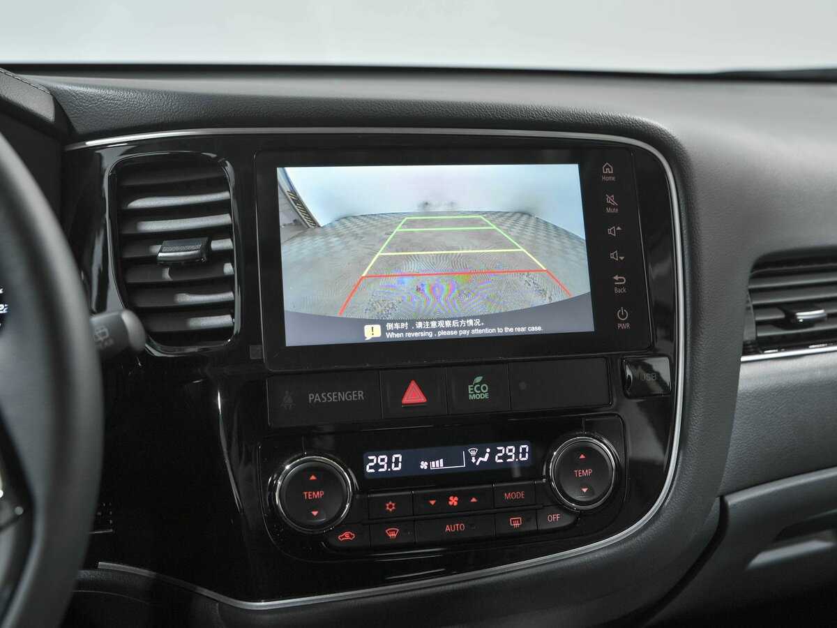 Mitsubishi Outlander с пробегом — 2022 год. Фото: #11