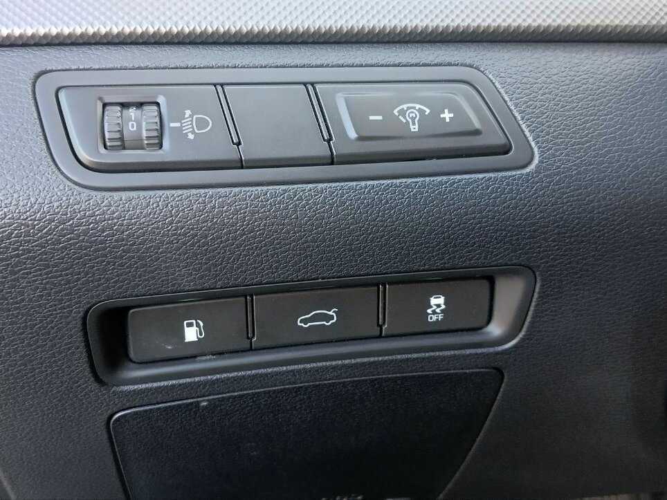 Hyundai Sonata с пробегом — 2018 год. Фото: #13