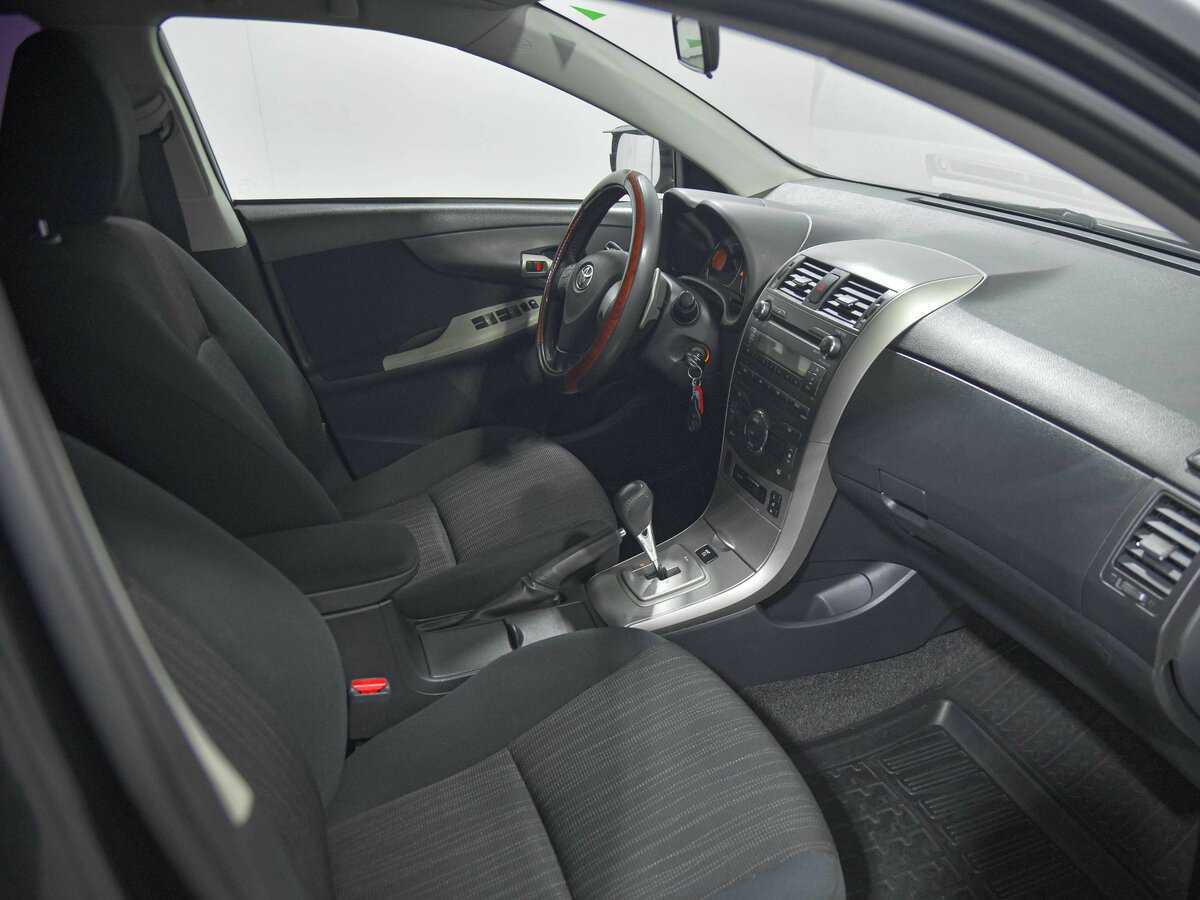 Toyota Corolla с пробегом — 2008 год. Фото: #13