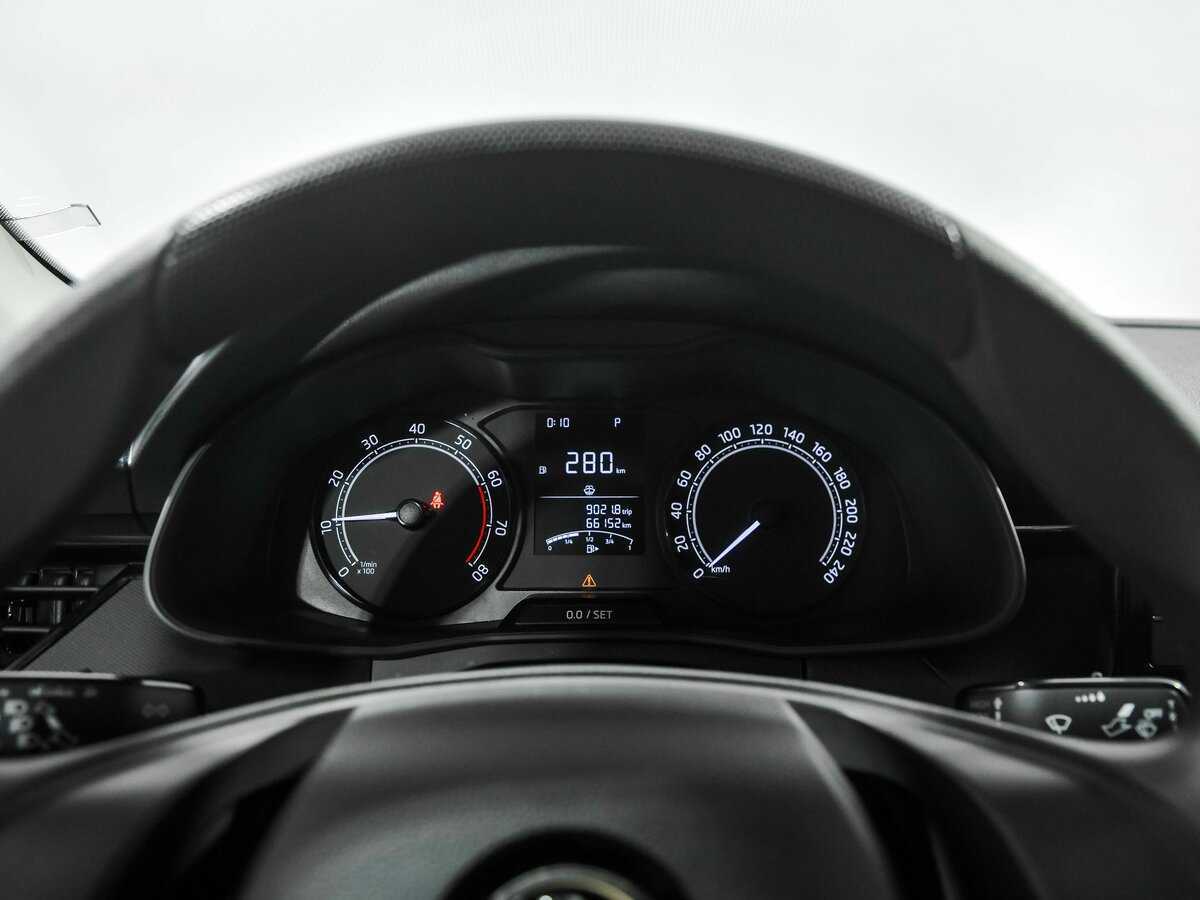 Skoda Rapid с пробегом — 2021 год. Фото: #6