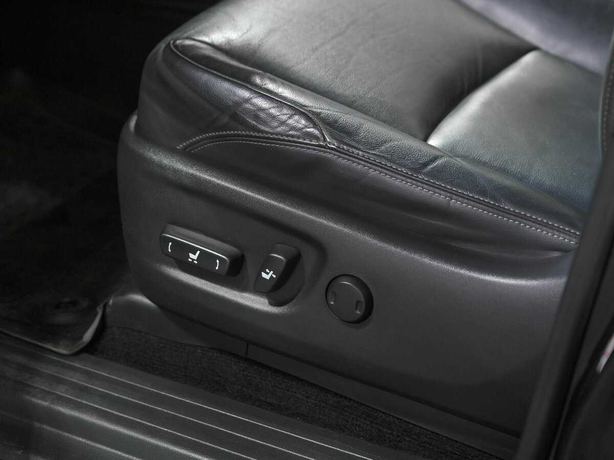 Toyota Land Cruiser Prado с пробегом — 2017 год. Фото: #20