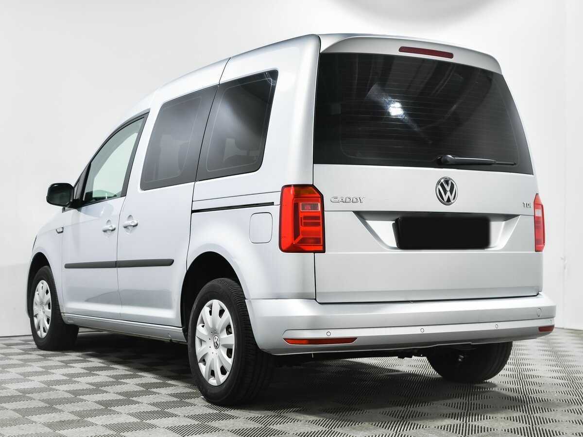 Volkswagen Caddy с пробегом — 2015 год. Фото: #5