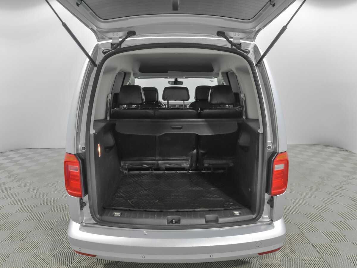 Volkswagen Caddy с пробегом — 2015 год. Фото: #16