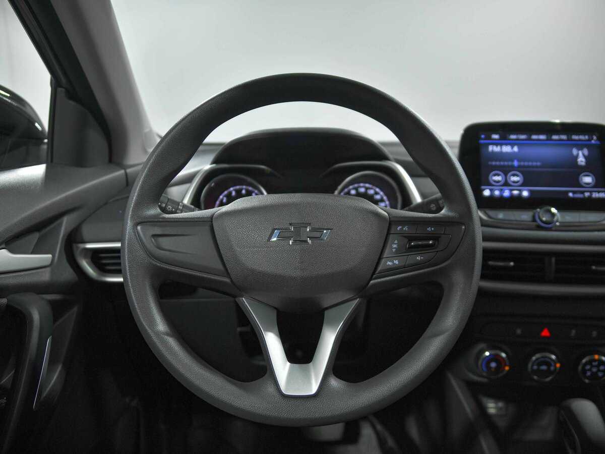 Chevrolet Tracker с пробегом — 2020 год. Фото: #8