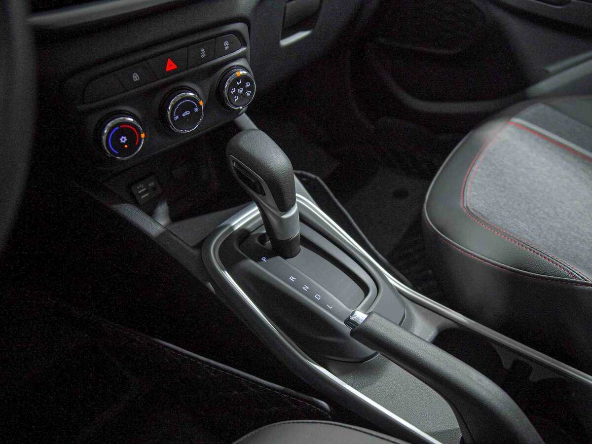 Chevrolet Tracker с пробегом — 2020 год. Фото: #11