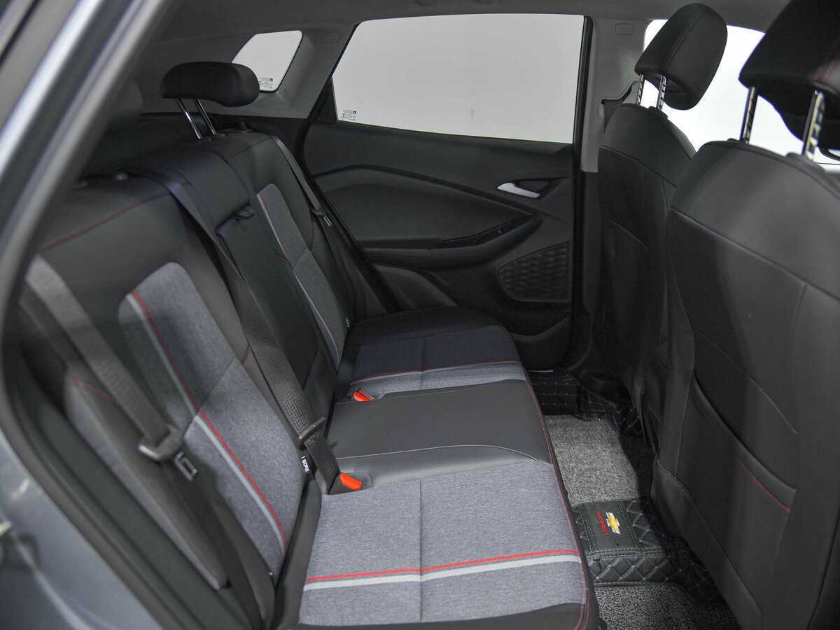 Chevrolet Tracker с пробегом — 2020 год. Фото: #13