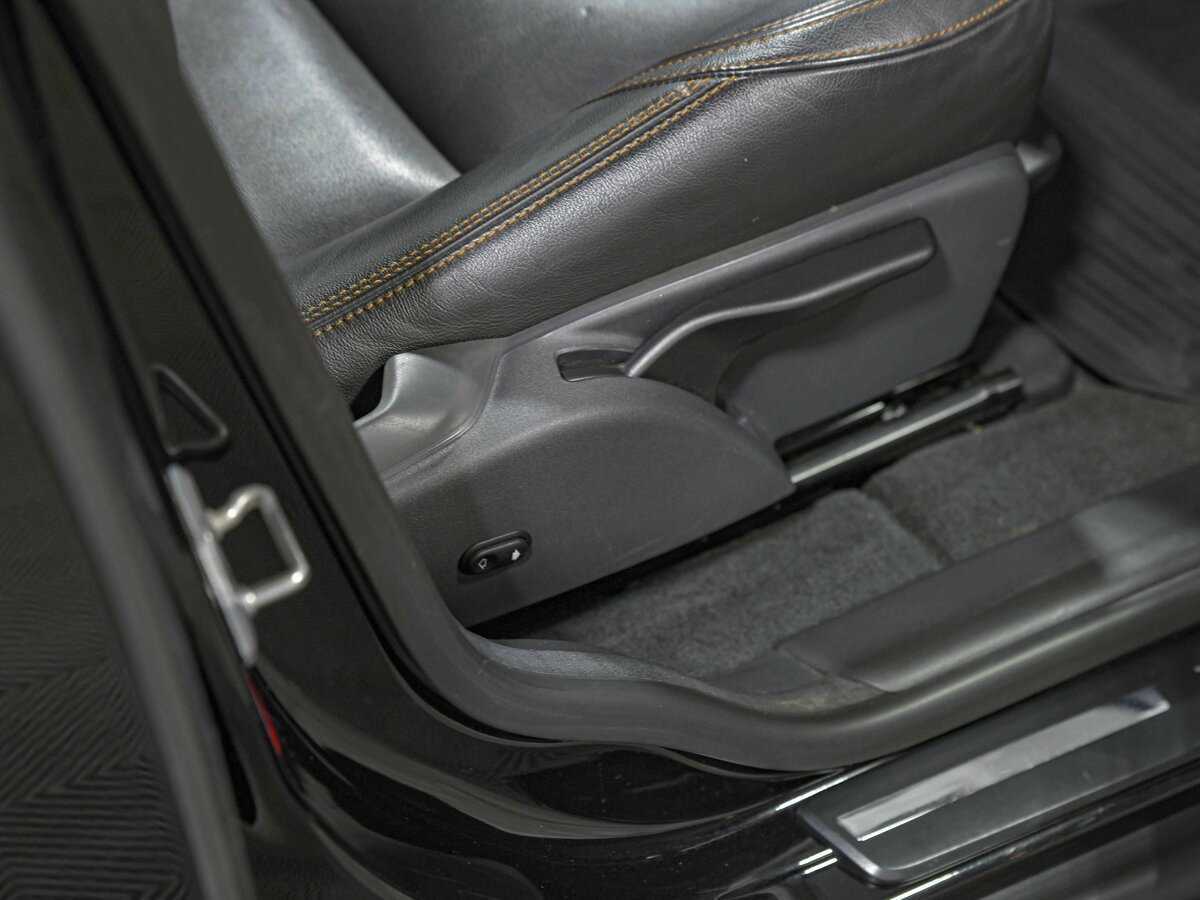 Volvo XC60 с пробегом — 2015 год. Фото: #16