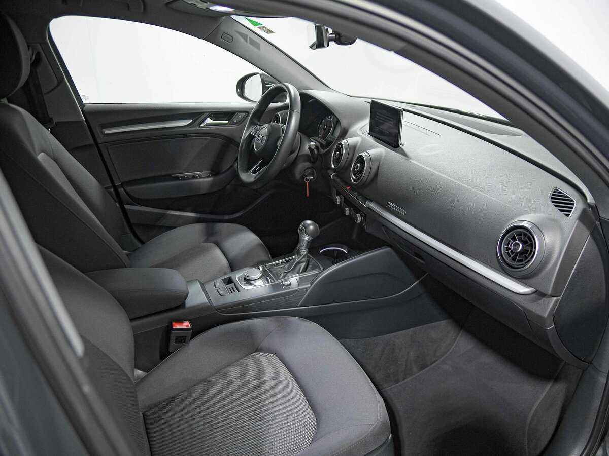 Audi A3 с пробегом — 2018 год. Фото: #14