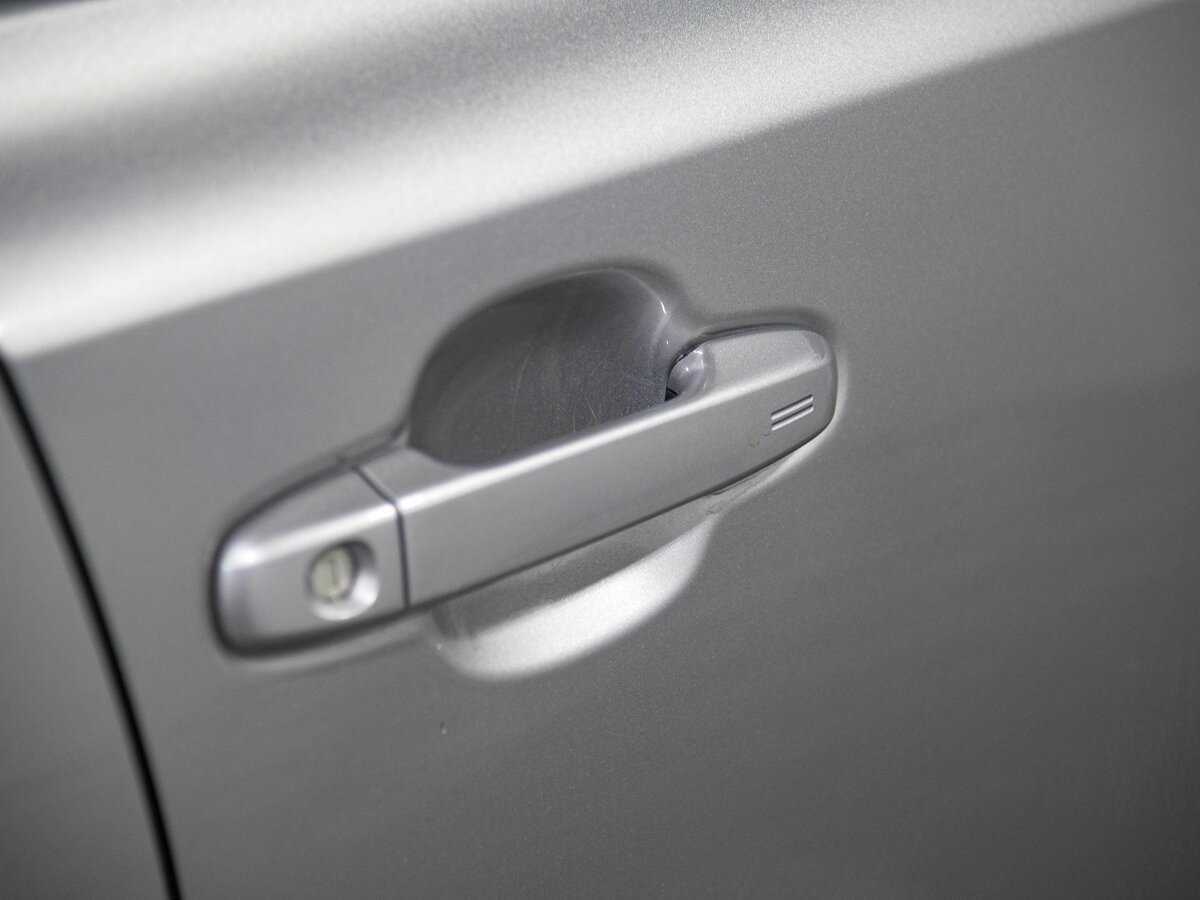 Toyota C-HR с пробегом — 2017 год. Фото: #15