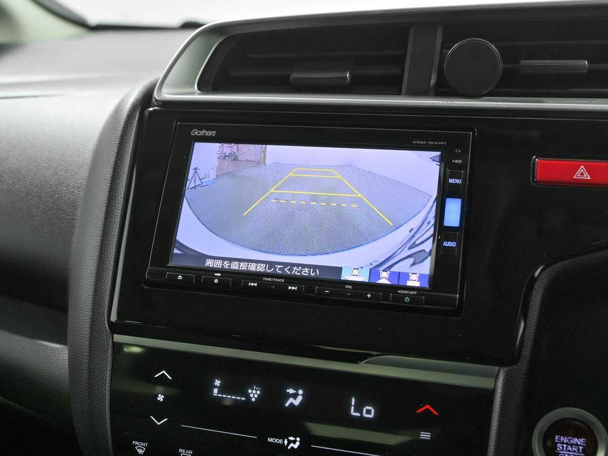 Honda Fit с пробегом — 2016 год. Фото: #9