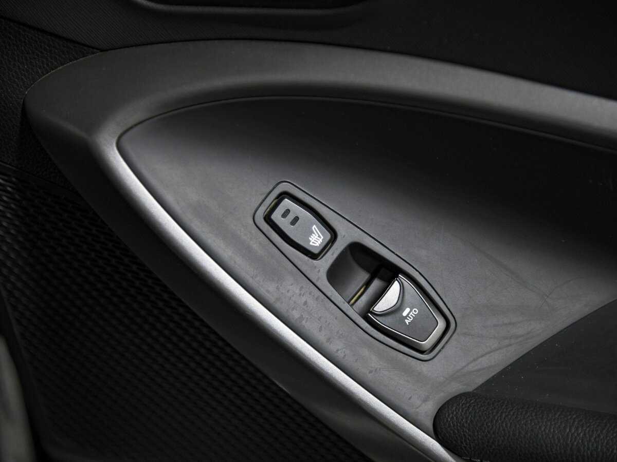 Hyundai Santa Fe с пробегом — 2015 год. Фото: #18