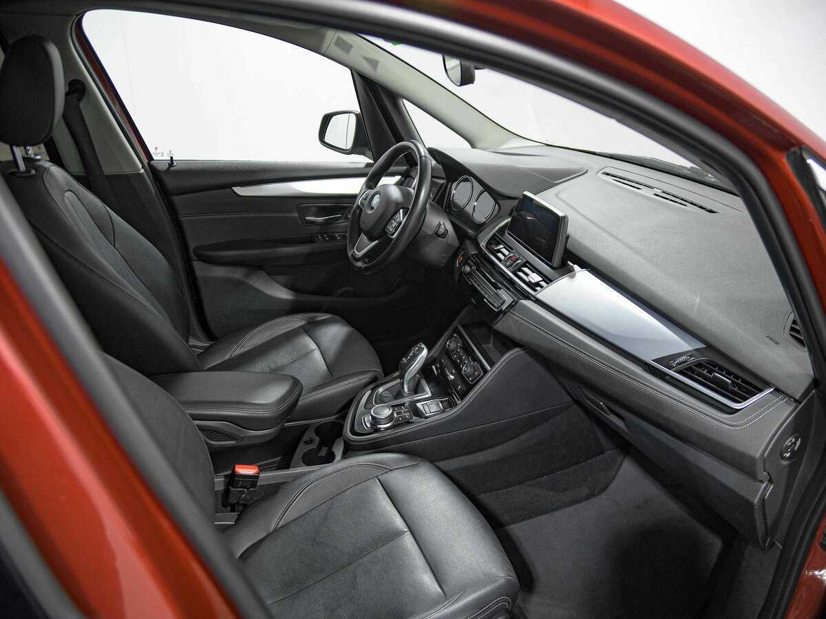 BMW 2 серии Gran Tourer с пробегом — 2018 год. Фото: #18