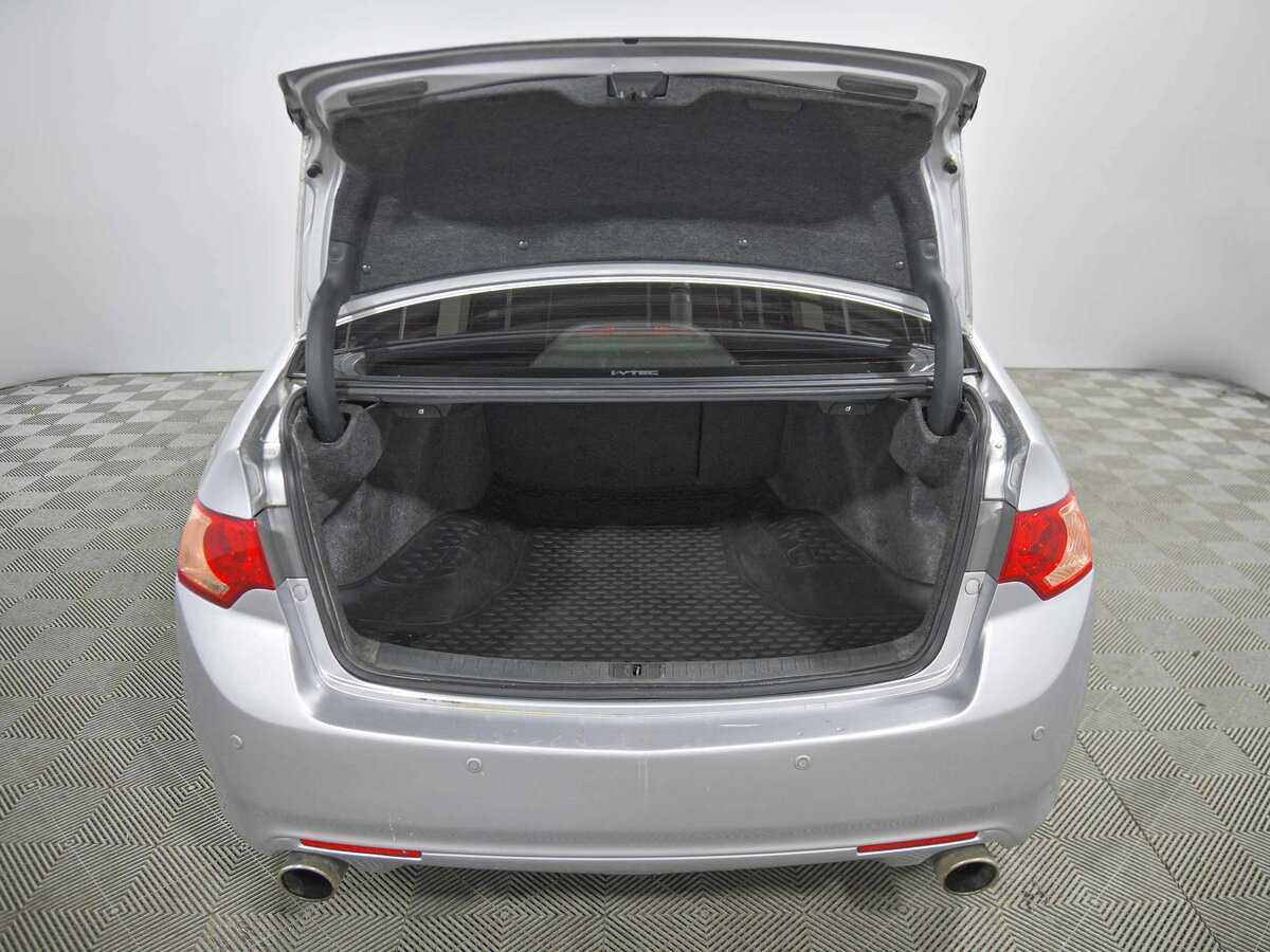 Honda Accord с пробегом — 2011 год. Фото: #19