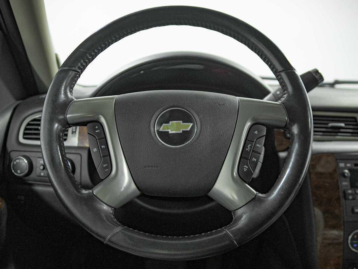 Chevrolet Tahoe с пробегом — 2012 год. Фото: #7