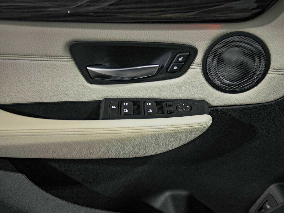 BMW 2 серии Gran Tourer с пробегом — 2015 год. Фото: #14