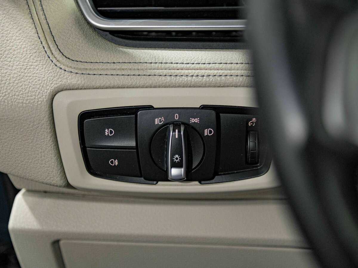 BMW 2 серии Gran Tourer с пробегом — 2015 год. Фото: #15