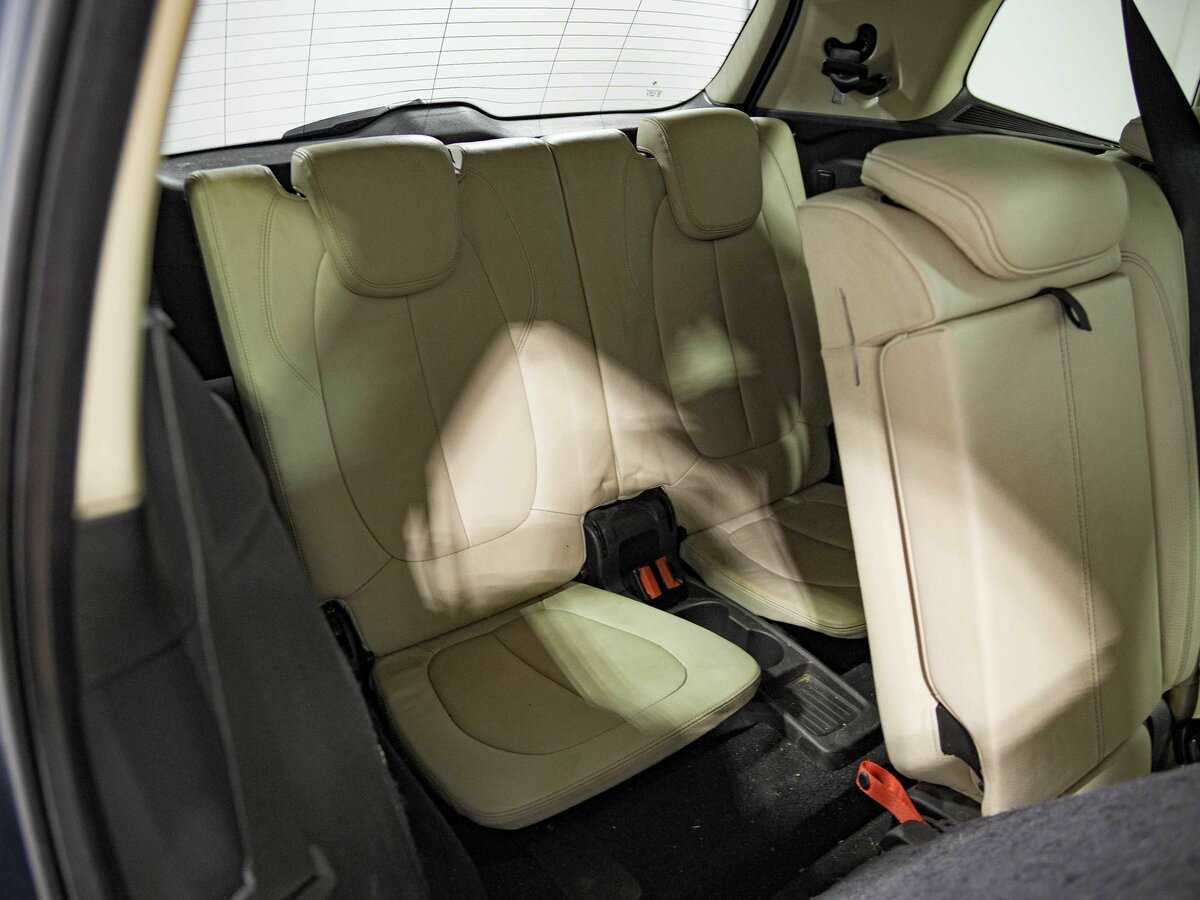 BMW 2 серии Gran Tourer с пробегом — 2015 год. Фото: #17