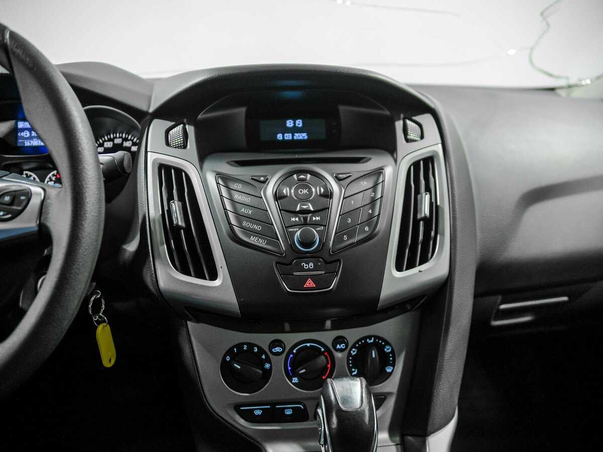 Ford Focus с пробегом — 2012 год. Фото: #8