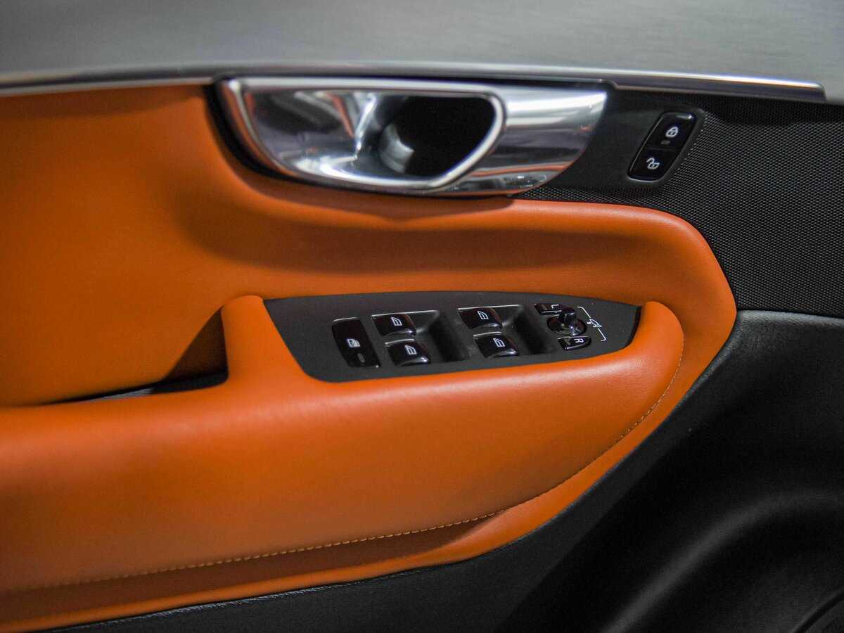 Volvo XC90 с пробегом — 2016 год. Фото: #14