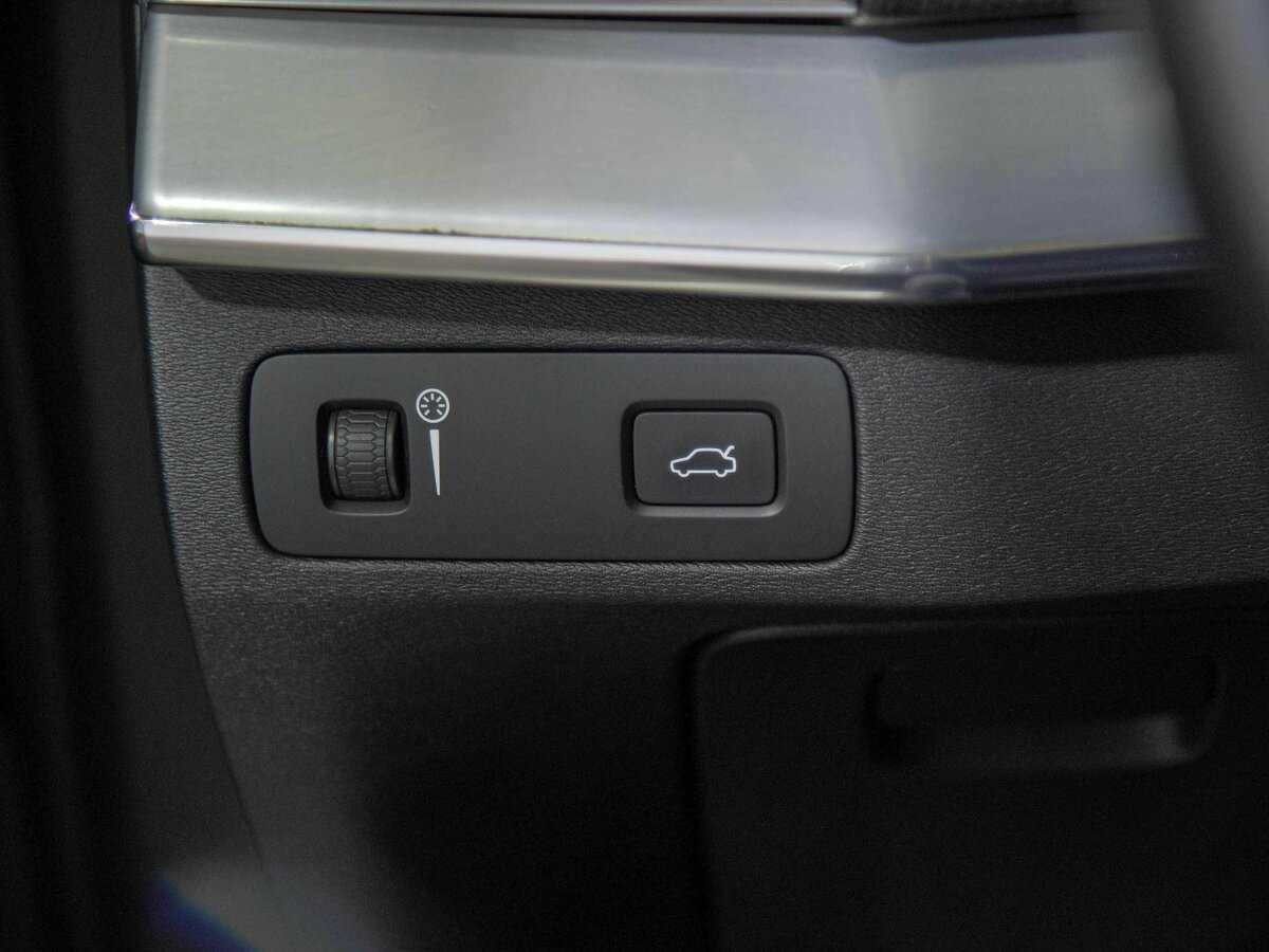 Volvo XC90 с пробегом — 2016 год. Фото: #15