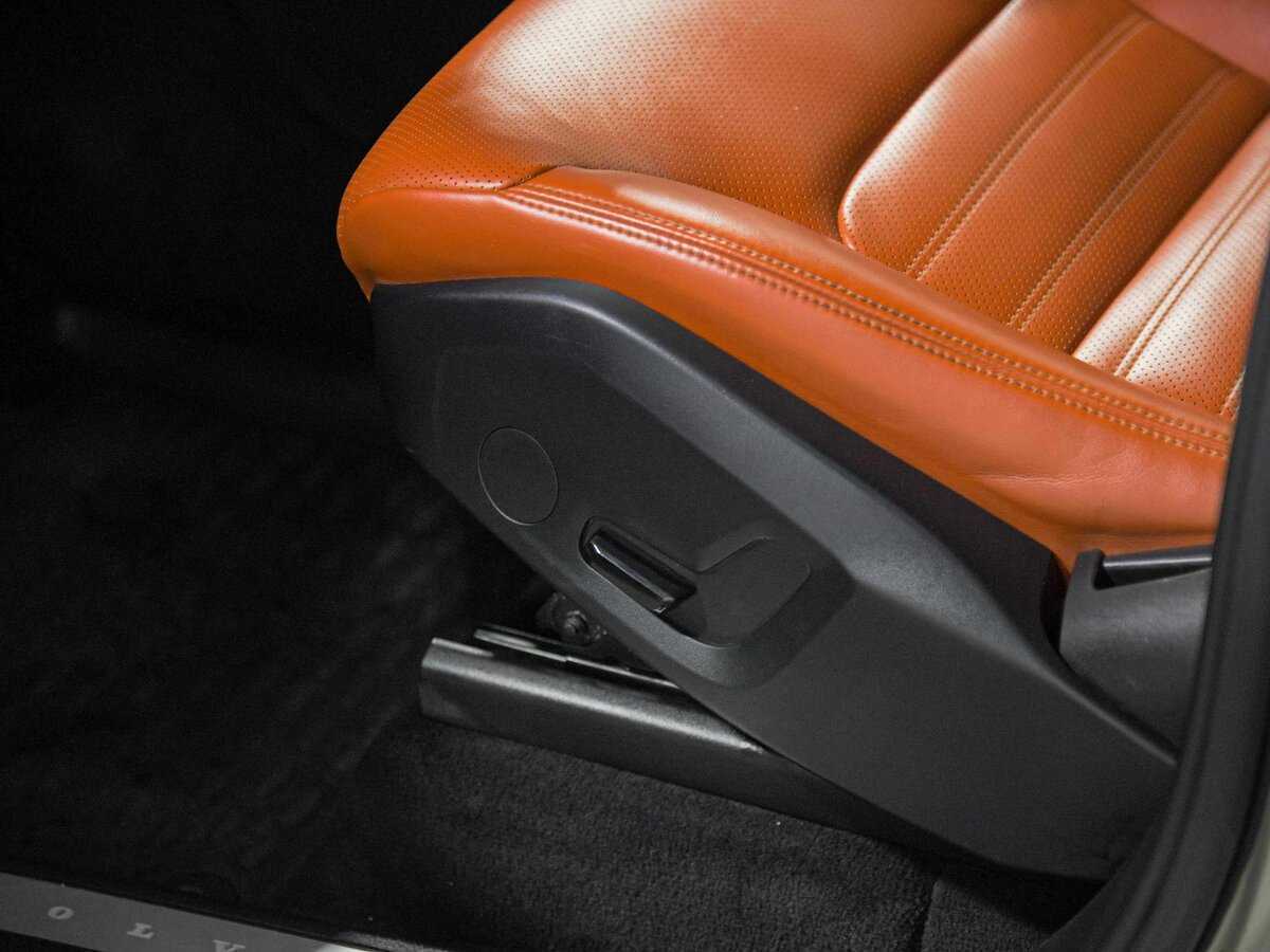 Volvo XC90 с пробегом — 2016 год. Фото: #16