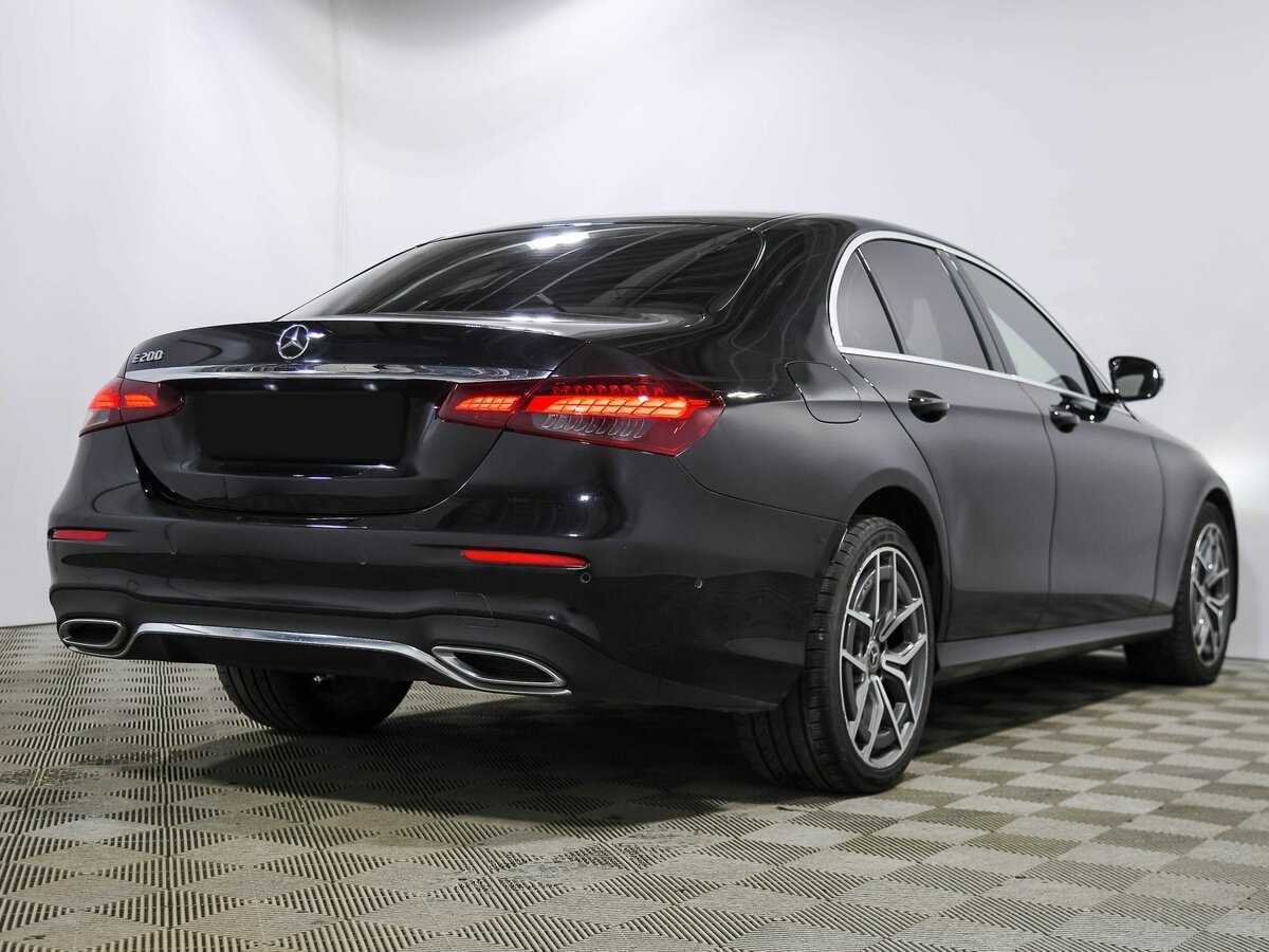 Mercedes-Benz E-Класс с пробегом — 2021 год. Фото: #2