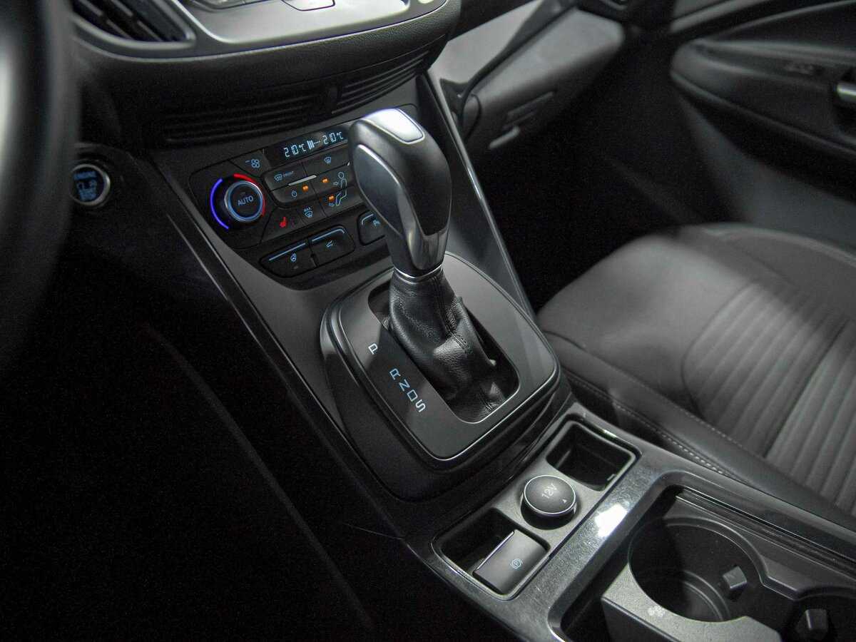 Ford Kuga с пробегом — 2018 год. Фото: #11