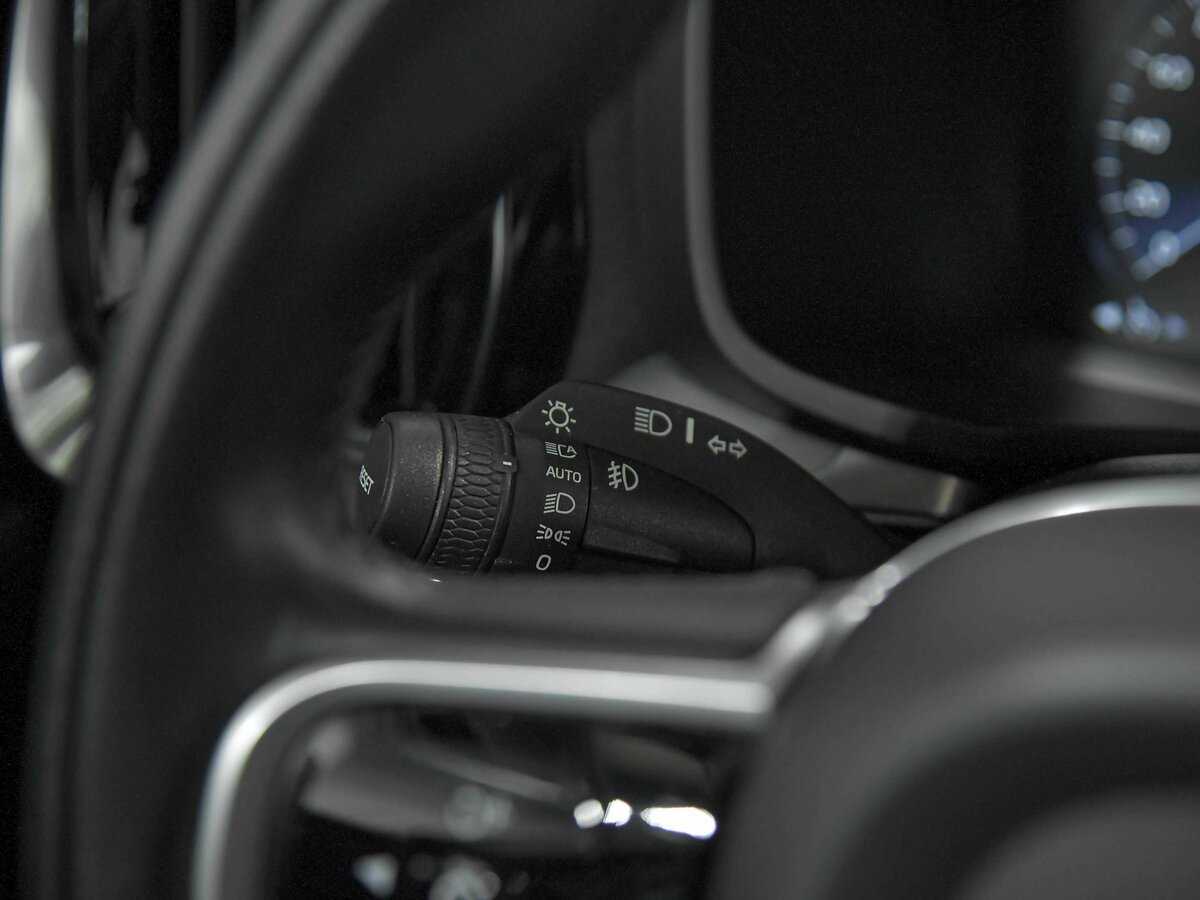 Volvo V60 с пробегом — 2020 год. Фото: #6