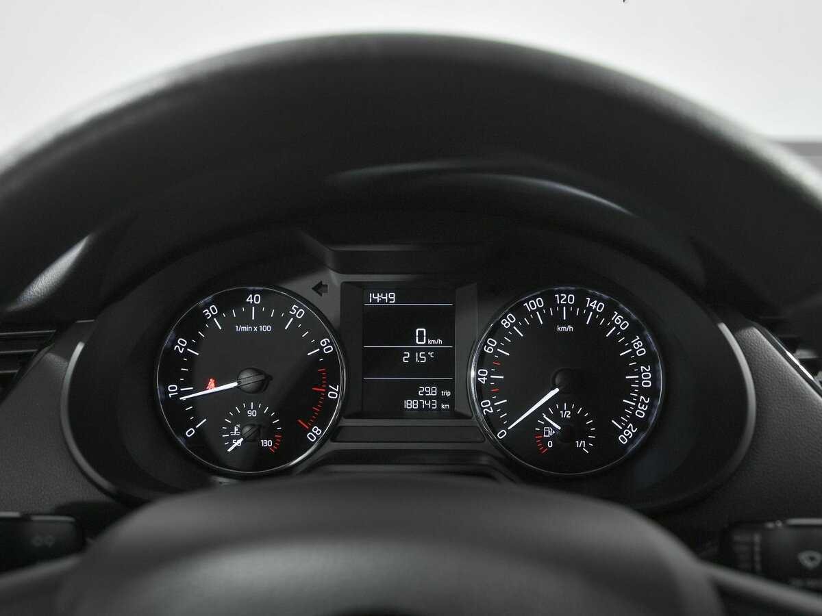 Skoda Octavia с пробегом — 2018 год. Фото: #5