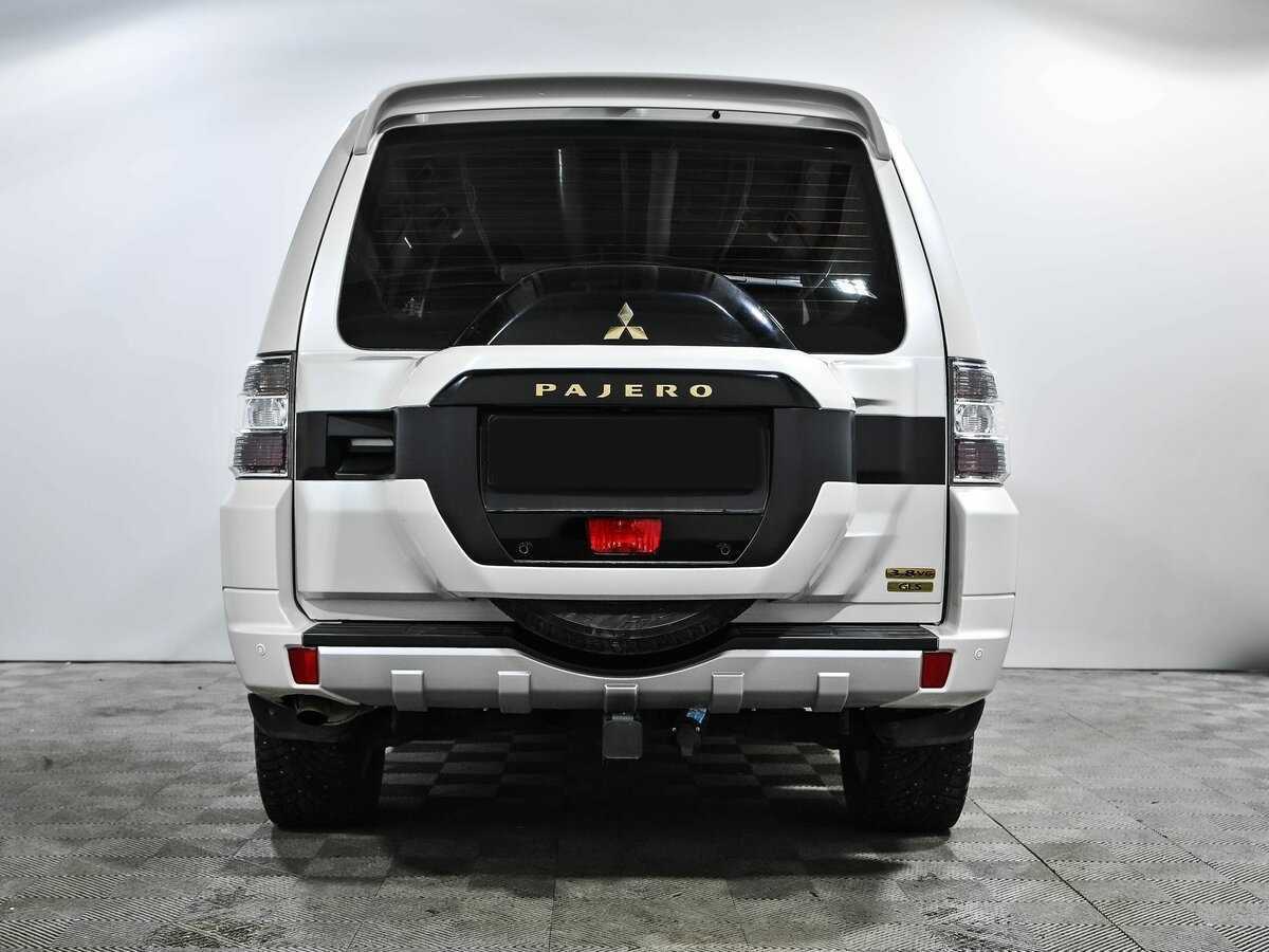Mitsubishi Pajero с пробегом — 2019 год. Фото: #4
