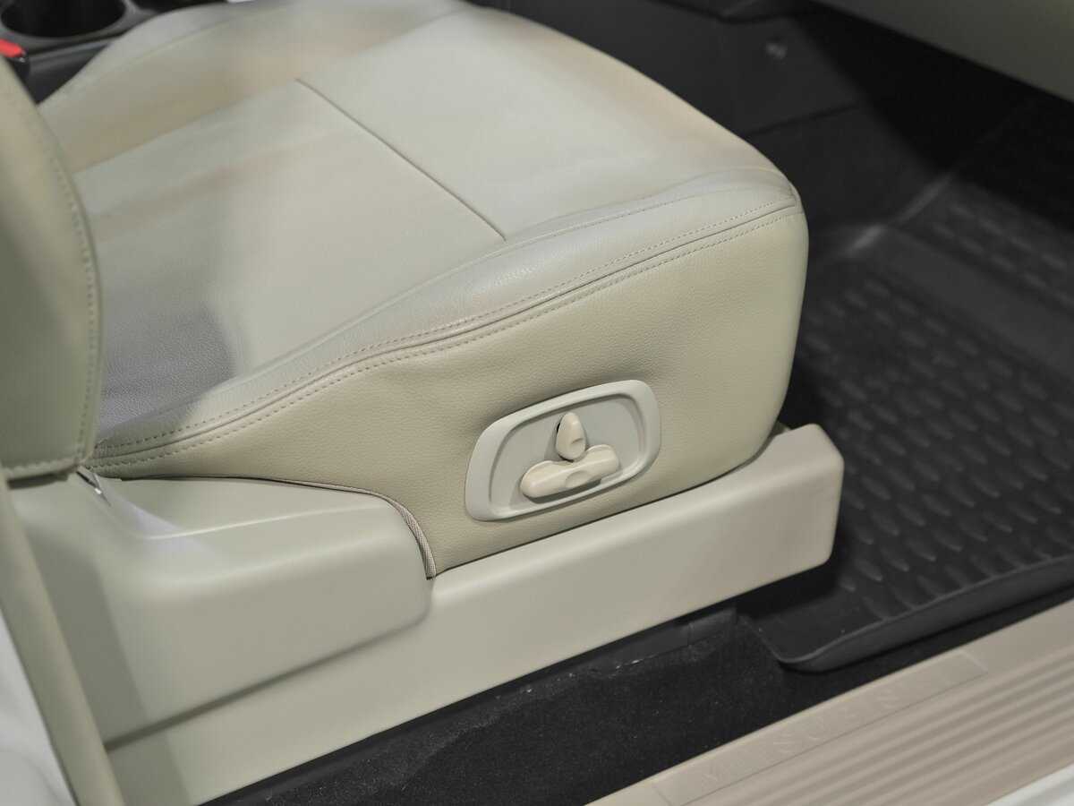 Mitsubishi Pajero с пробегом — 2019 год. Фото: #19