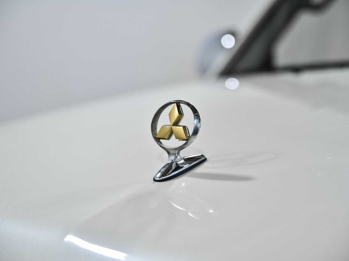 Mitsubishi Pajero с пробегом — 2019 год. Фото: #21