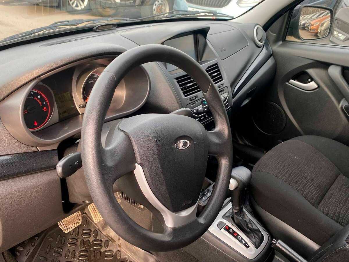 Lada (ВАЗ) Kalina с пробегом — 2013 год. Фото: #9