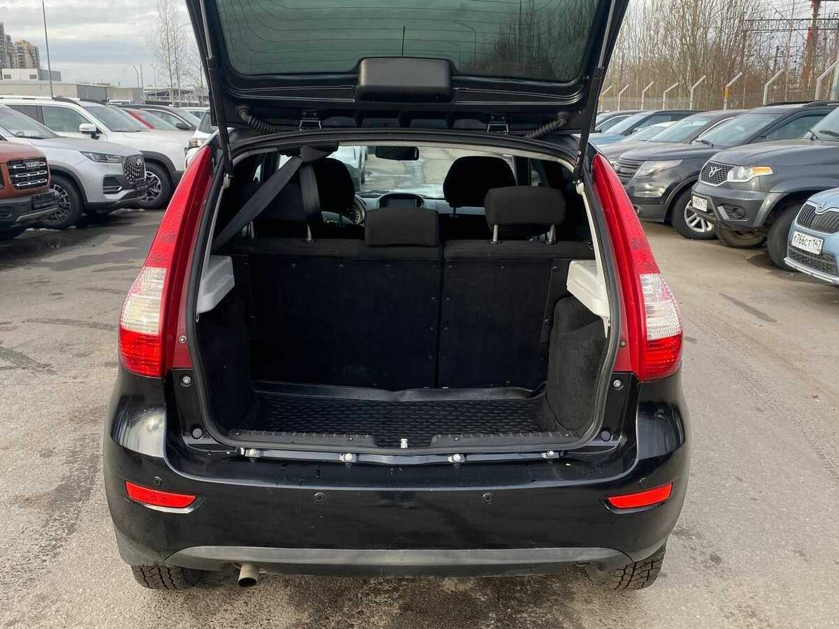 Lada (ВАЗ) Kalina с пробегом — 2013 год. Фото: #16