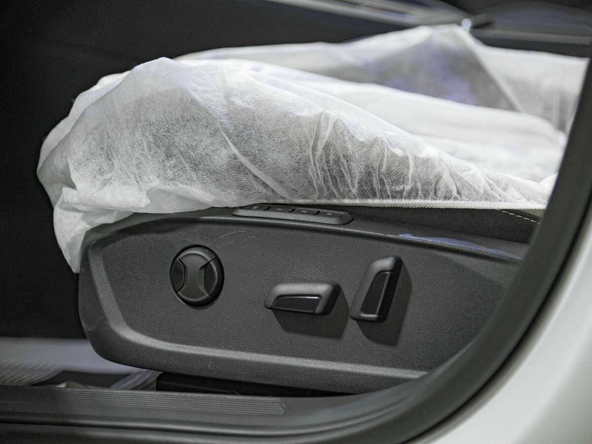 Volkswagen Golf с пробегом — 2024 год. Фото: #12